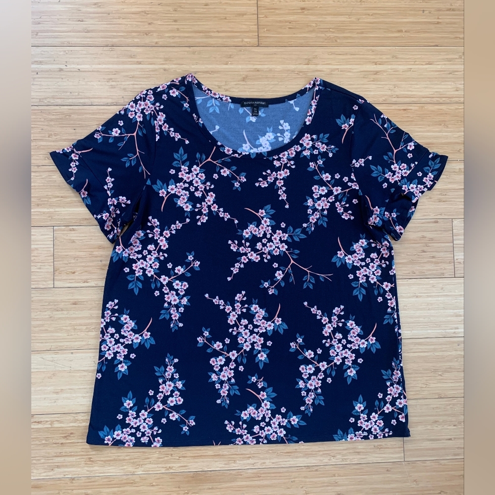 Banana Republic Floral Shirt - Size XL